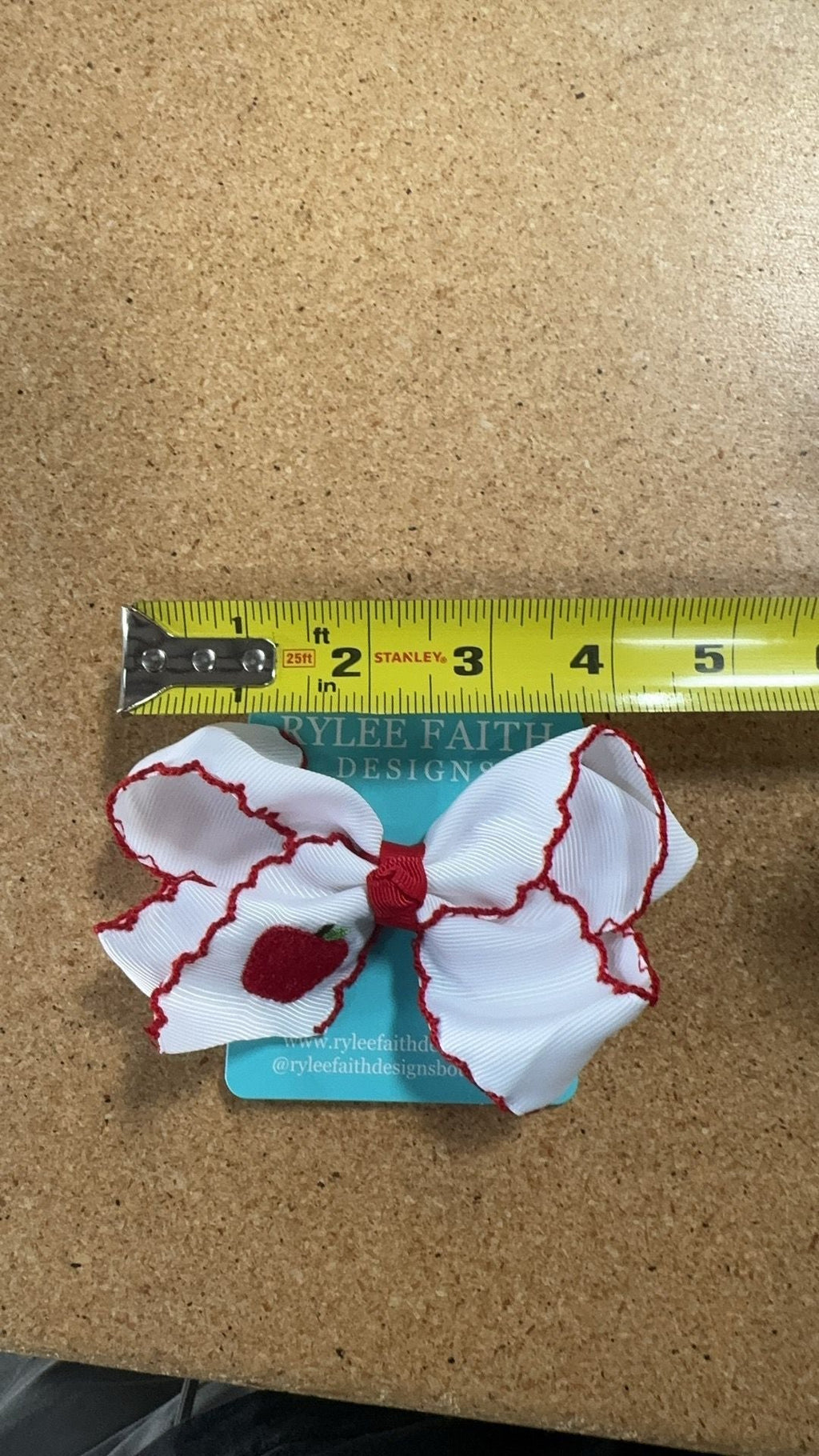 Back-to-school Apple Applique Girls Hairbow 4 Inches/6.25 inches