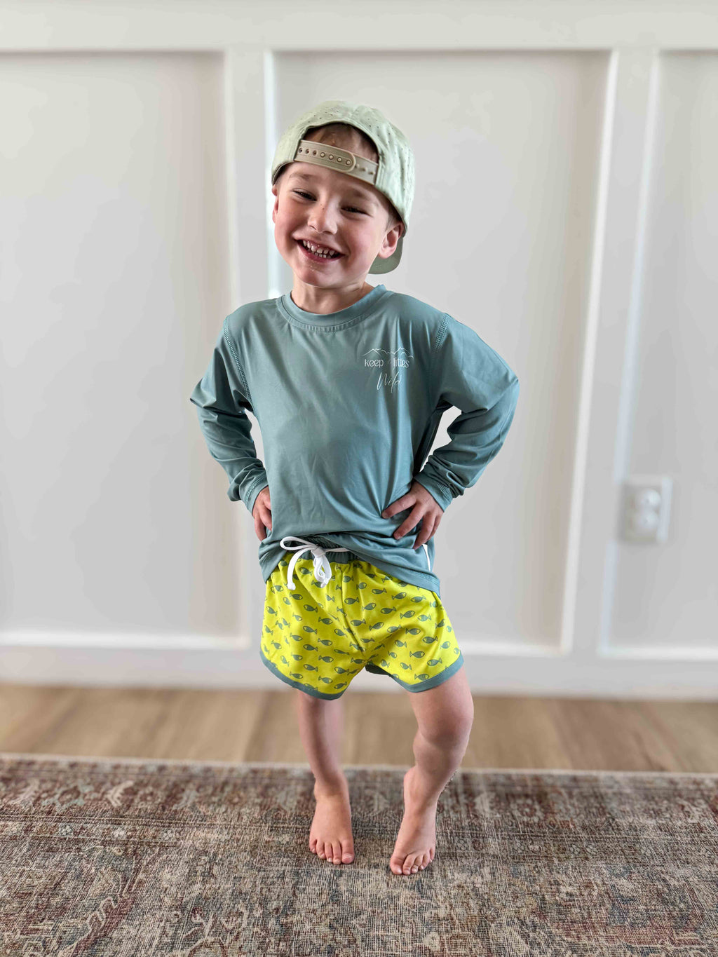 neon fish hybrid shorts