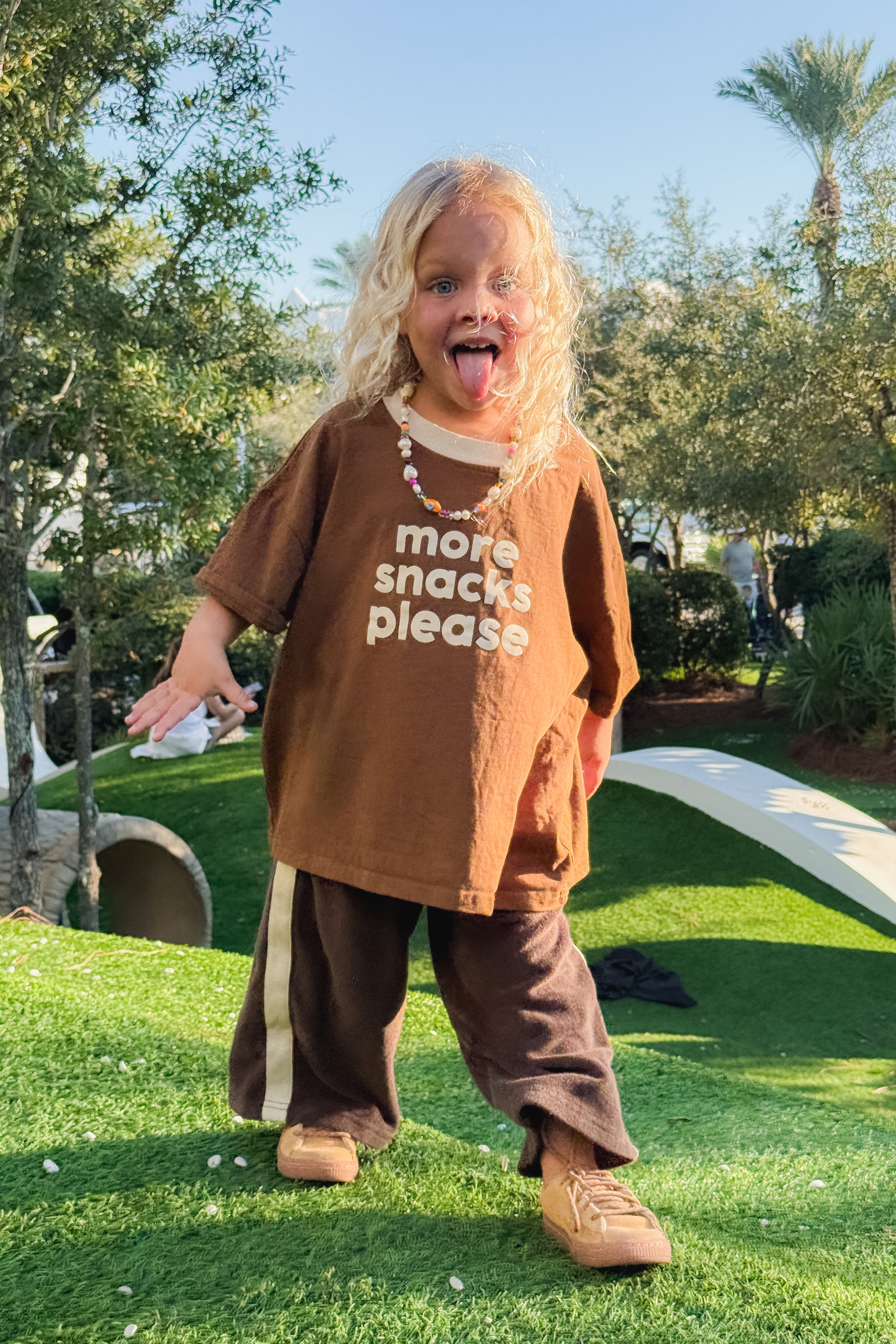 MORE SNACKS PLEASE TEE