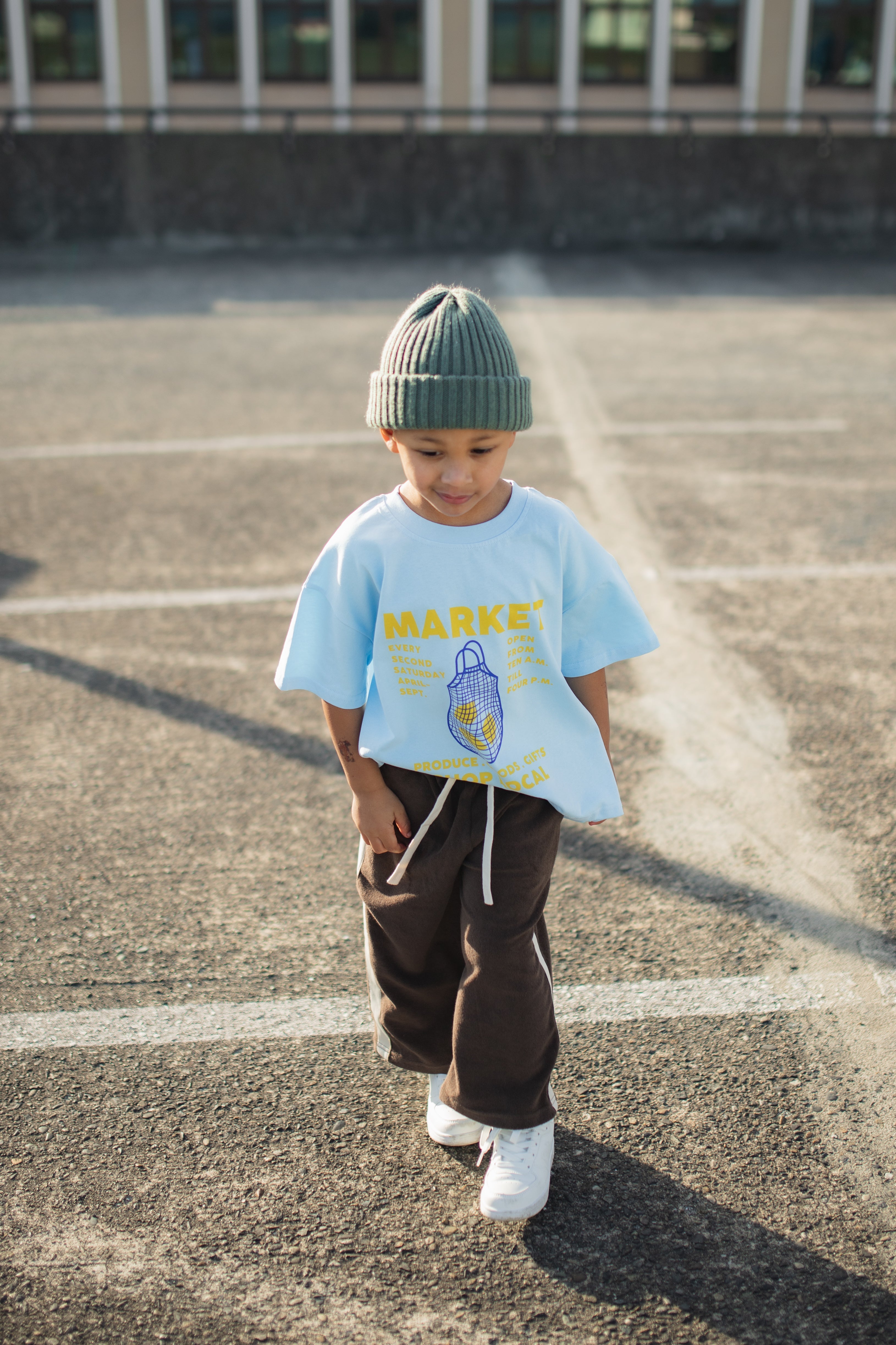 MARKET TEE