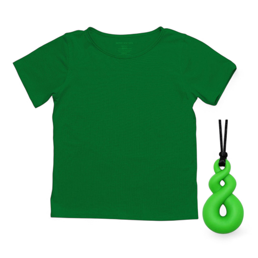 The Everyday Sensory Friendly Green Tee w Chewy Necklace Bundle