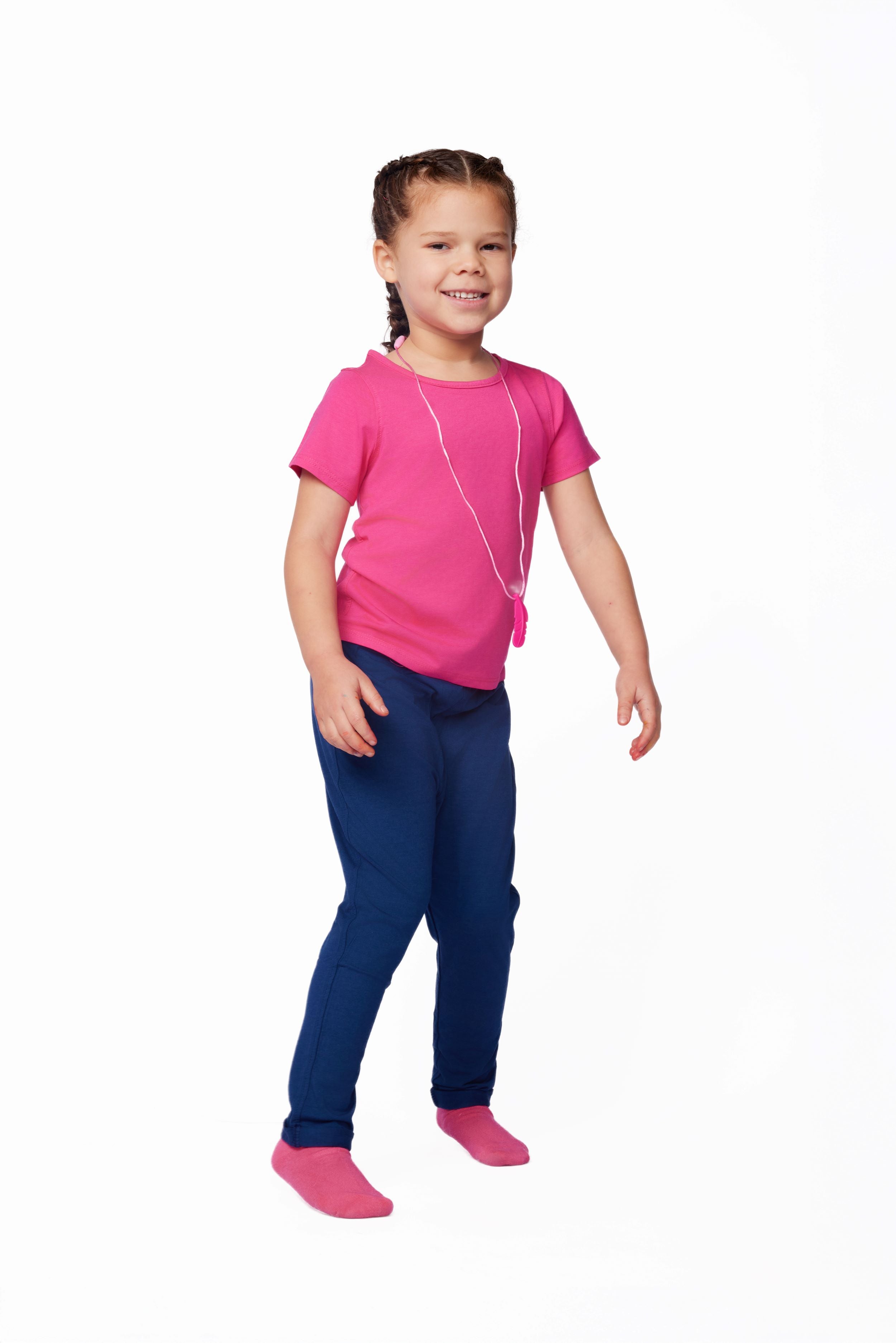 The Everyday Sensory Friendly Pink Tee w Chewy Necklace